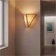 Aplique de Pared Triangular en Lino Beige | Serie RITA