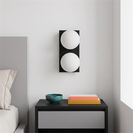 Aplique de Pared Negro con Tulipas Blancas | Serie TAMARA